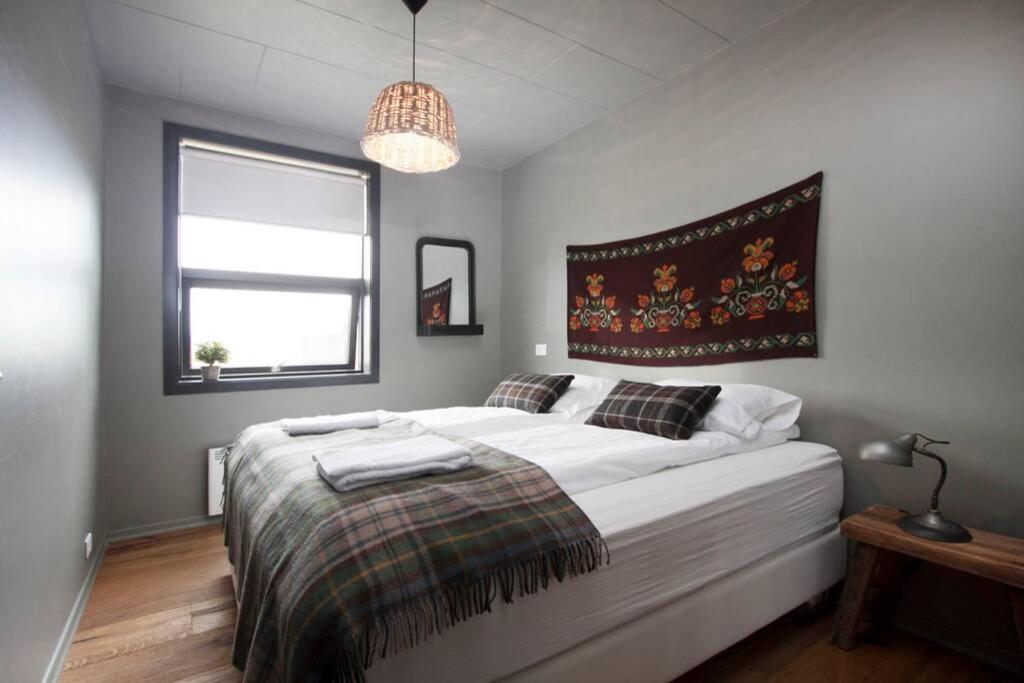 Ljarskogar Lodge Hjartharholtskirkja Dış mekan fotoğraf